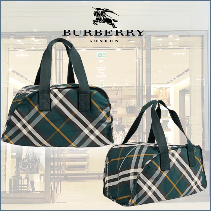 《BURBERRY》旅行バッグ【大人気！】★最後の1点★