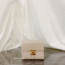 FURLA 二つ折り財布