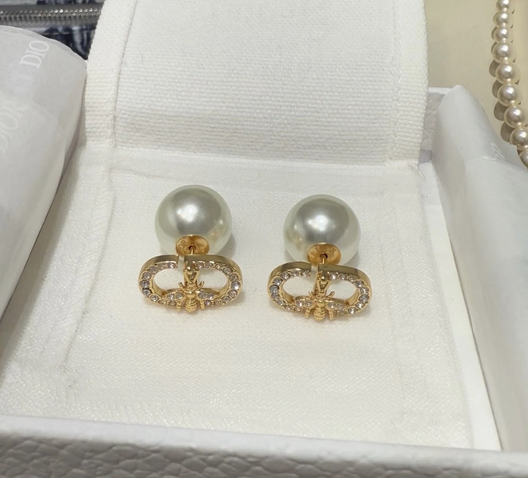 《ハチが可愛い♡即発♡》DIOR Tribales ピアス