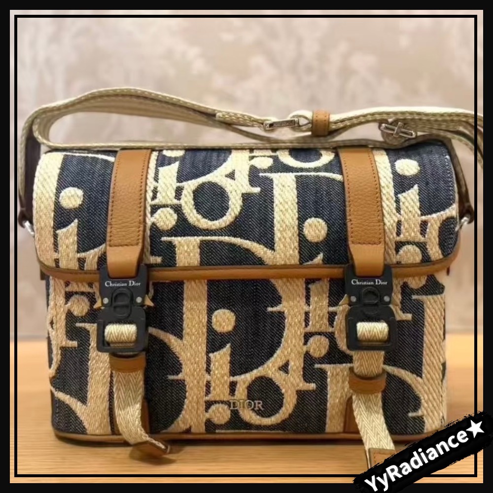 【デイリー使いに最適デザイン♡】DIOR ショルダーバッグ