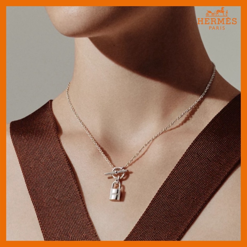 ★鍵モチーフが素敵★【HERMES】ネックレス