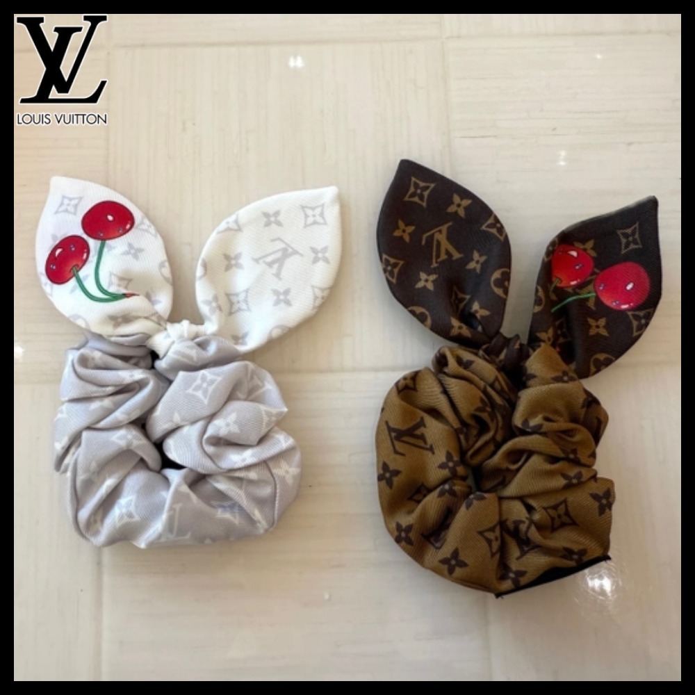 【小物からお洒落に】Louis Vuitton★LV×TMシュシュセット