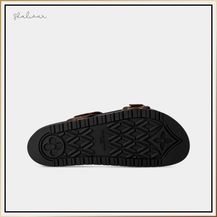 《Louis Vuitton》モノグラム コンフォートサンダル