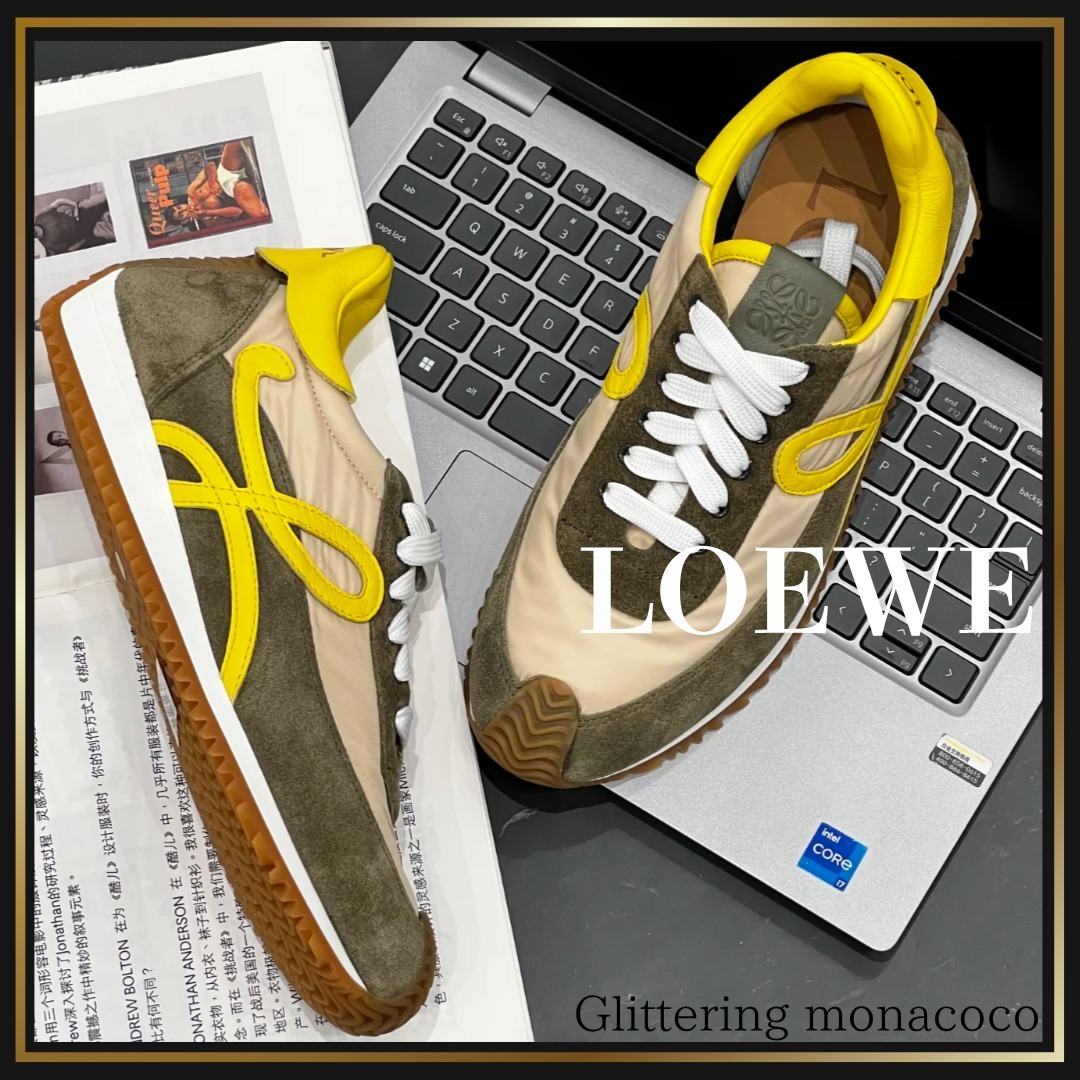 周りと差が付く*LOEWE*フローランナー2.0スニーカー