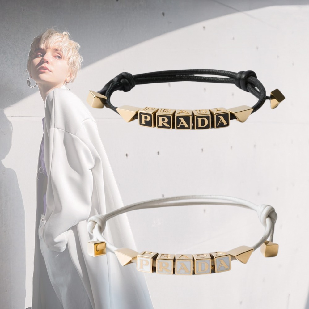 【大人エレガンス】PRADA プラダ レザー ブレスレット 2色