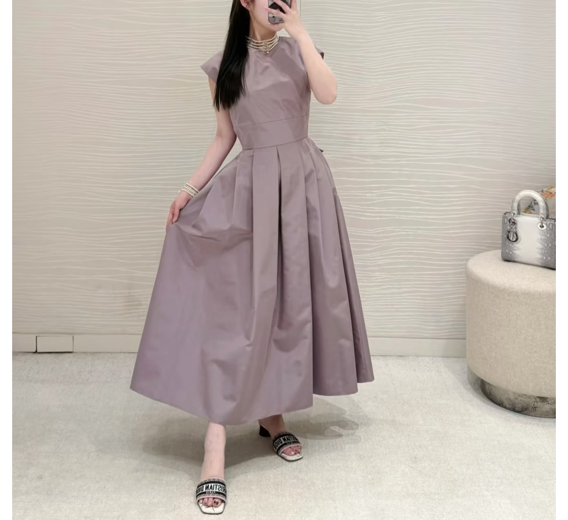 【シンプルで美しいシルエット♪】DIOR★フレア ミディドレス