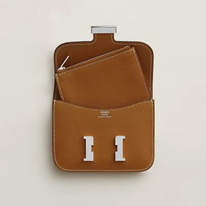 洗練さと共に☆HELMES スリム財布《コンスタンス》