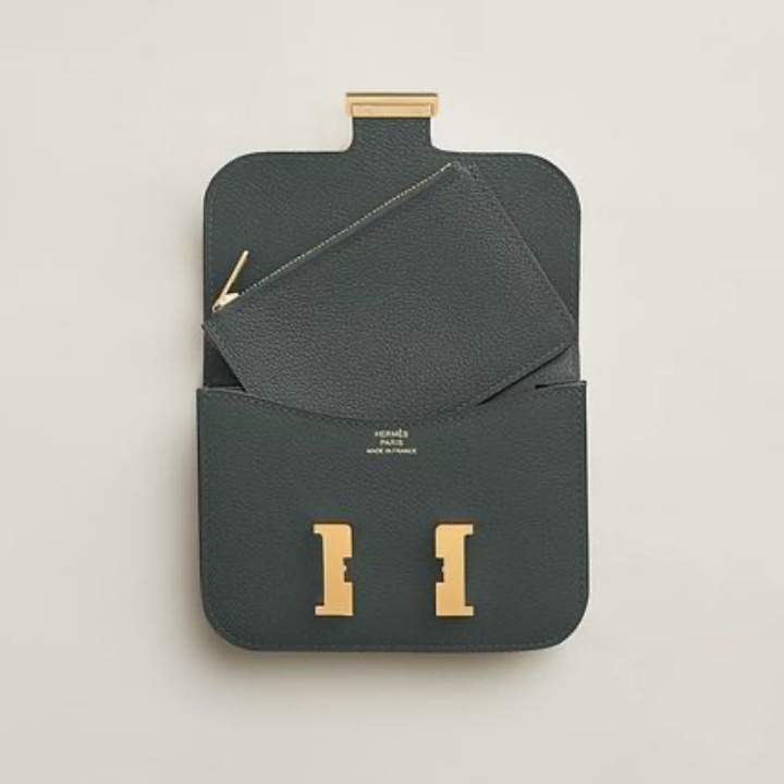 洗練さと共に☆HELMES スリム財布《コンスタンス》