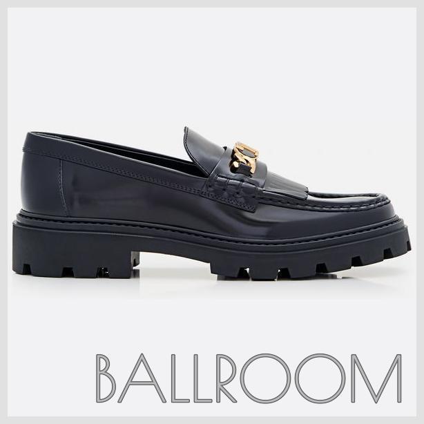 ローファー・オックスフォード TODS LOGO CHAIN LEATHER LOAFERS