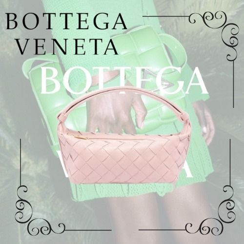 【Bottega Veneta】ウォレス ポーチ ピンク