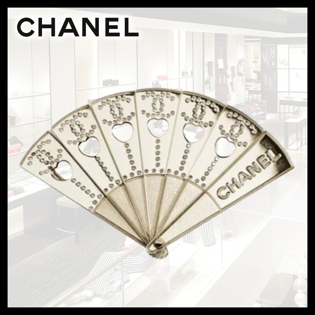 【大人可愛い♪扇子モチーフ】CHANEL ブローチ ゴールド