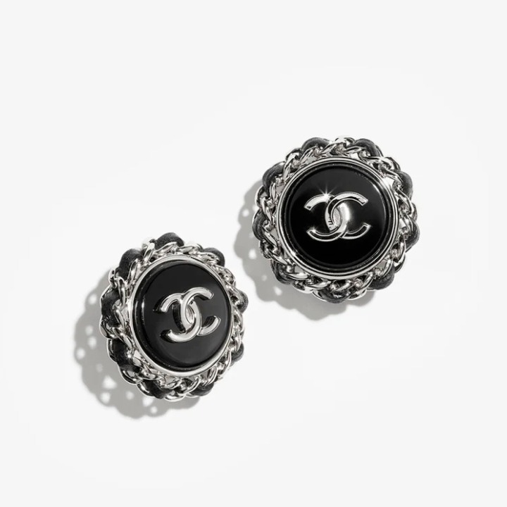 《ブラックの可愛さ♥》CHANEL ピアス
