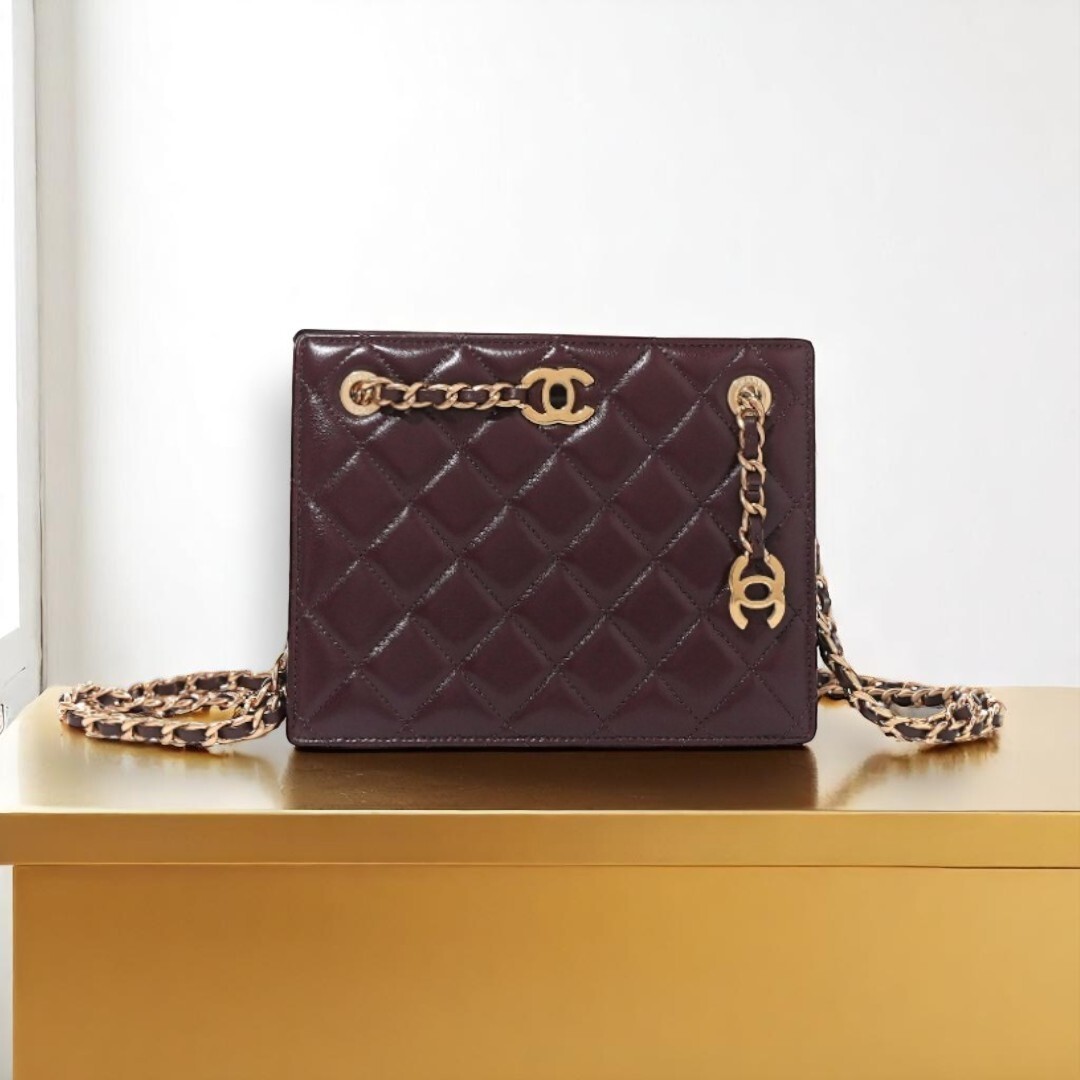 VINTAGE●CHANEL●シャネル マキシクラッチバッグ