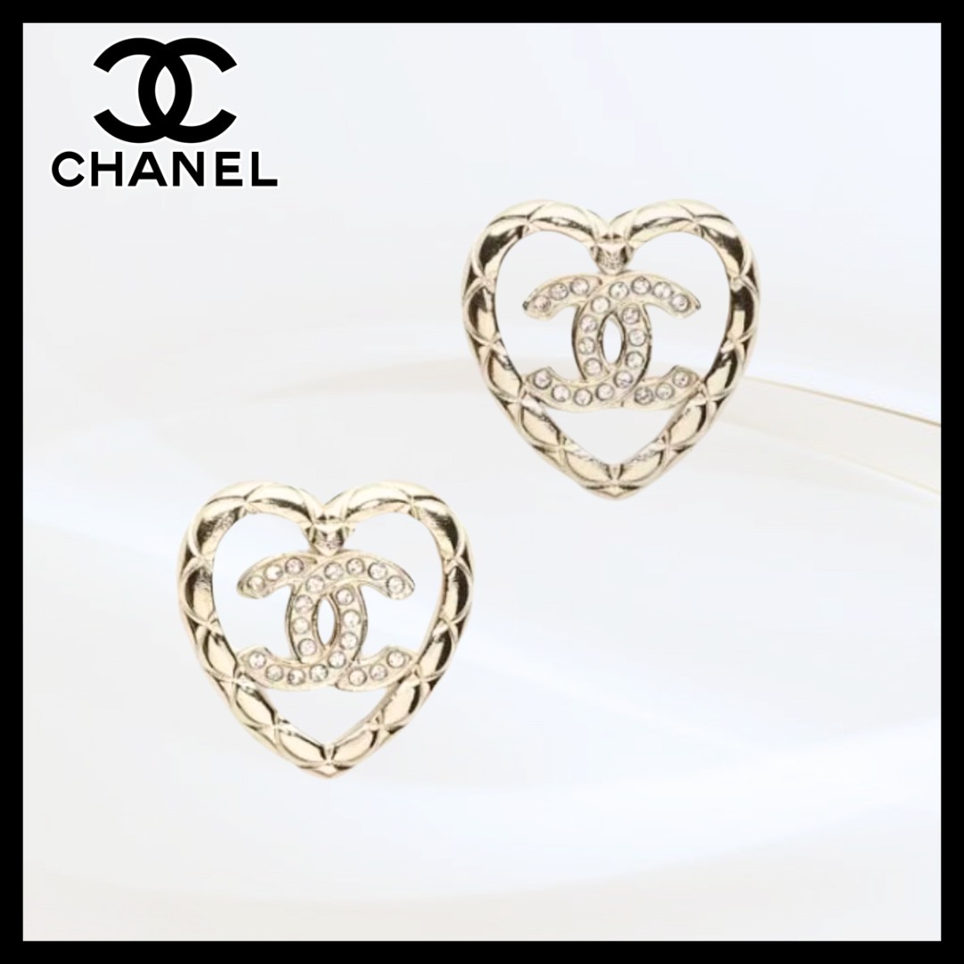 【ハート×輝くCCロゴ♪】CHANEL ゴールド ホワイト ピアス