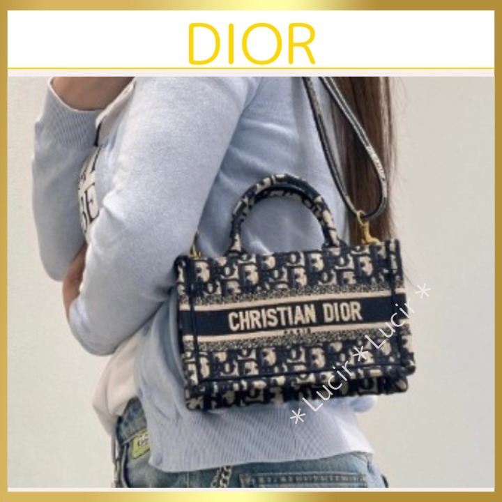 美しさを纏い☆Dior booktote ミニ ストラップ付き