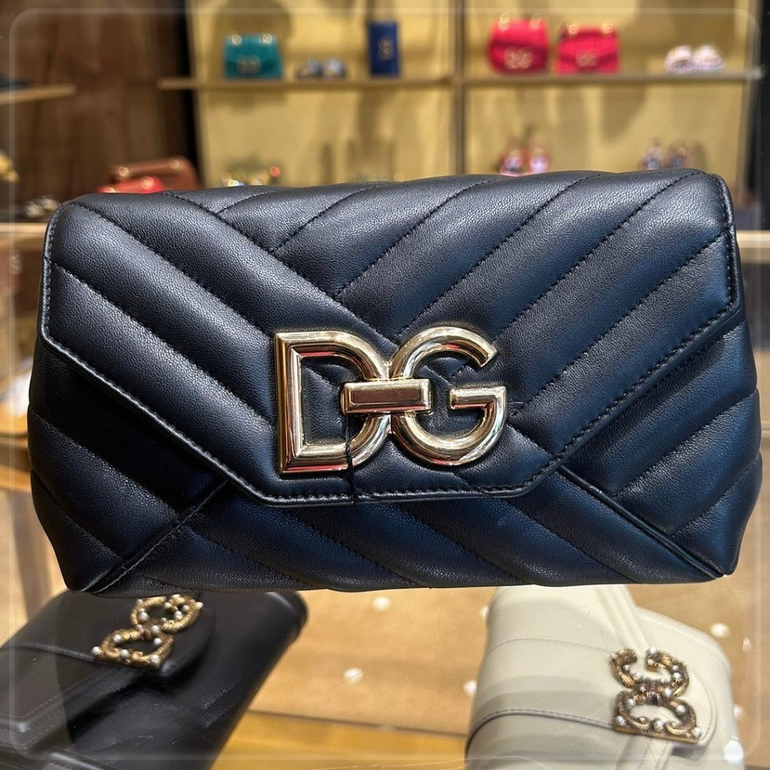 【DOLCE&GABBANA】スモール キルティングレザーショルダーバッグ