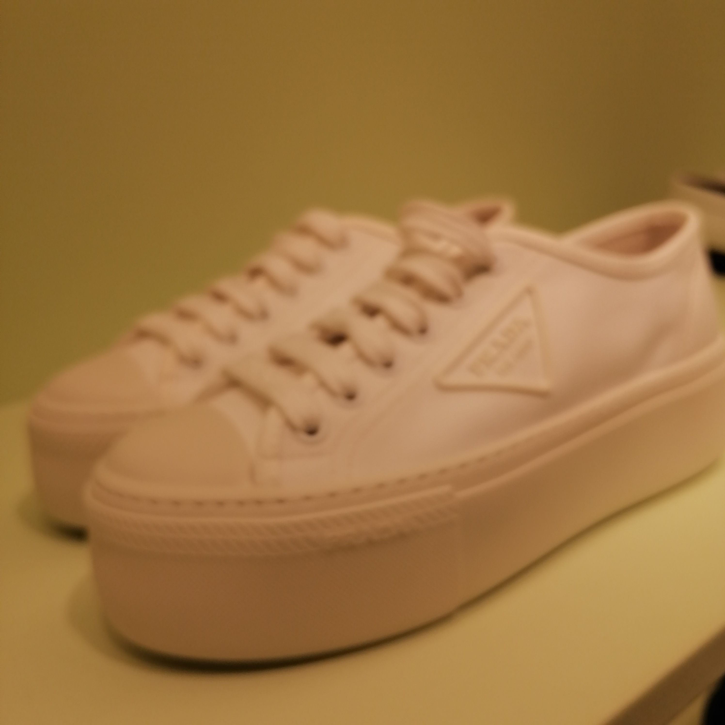 PRADA☆レースアップファブリックスニーカー