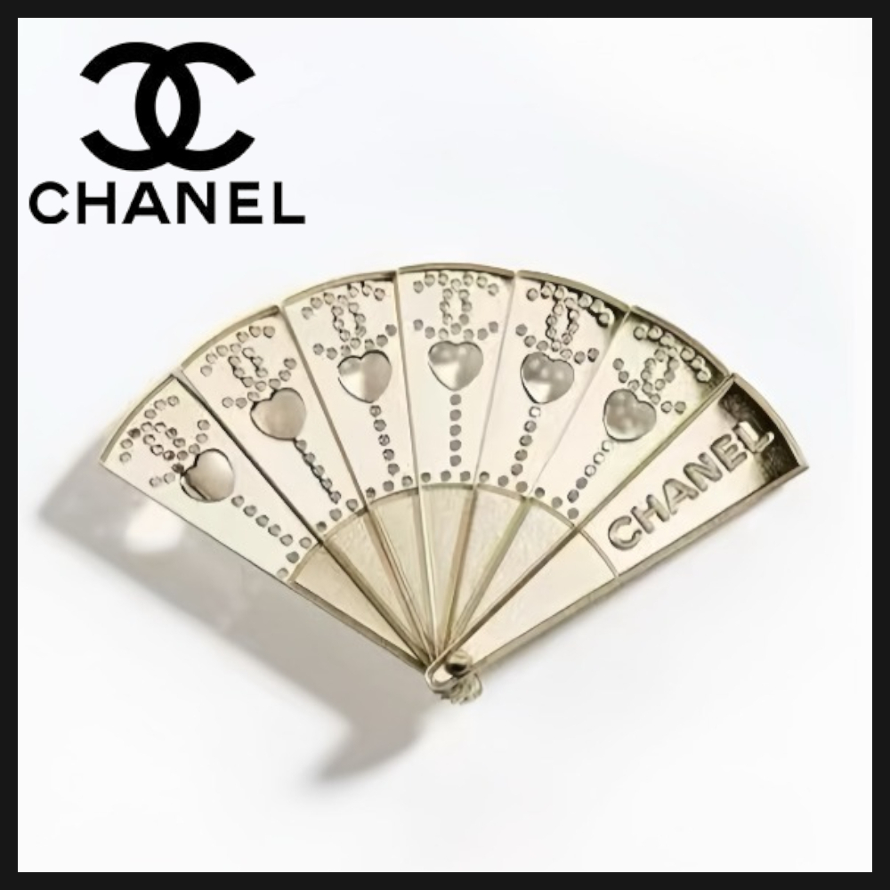 【25A・和風の扇子モチーフが素敵☆】CHANEL ブローチ
