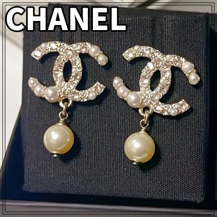 【大人気！】CHANEL ピアス CCロゴ ゴールド
