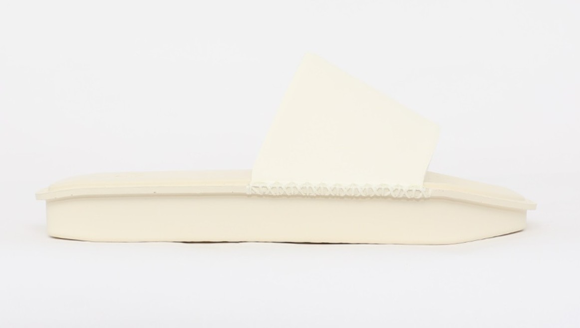 【Y-3】Water Slides Off White