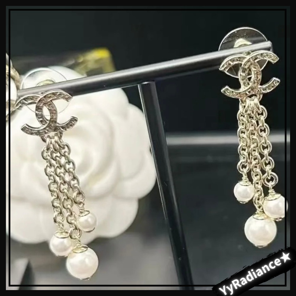 【揺れるパールとチェーンが美人度UP♡】CHANEL ピアス