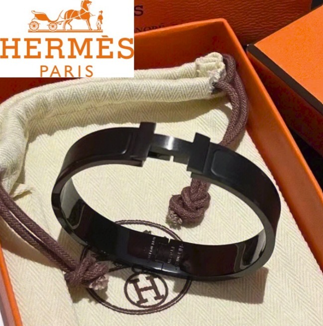 【人気】HERMES エナメルブレスレット クリックHH ソーブラック