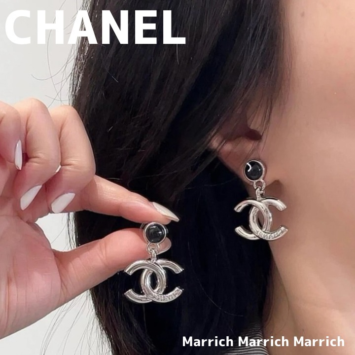 CHANEL《シンプル☆揺れ感がかわいい》シャネル ピアス