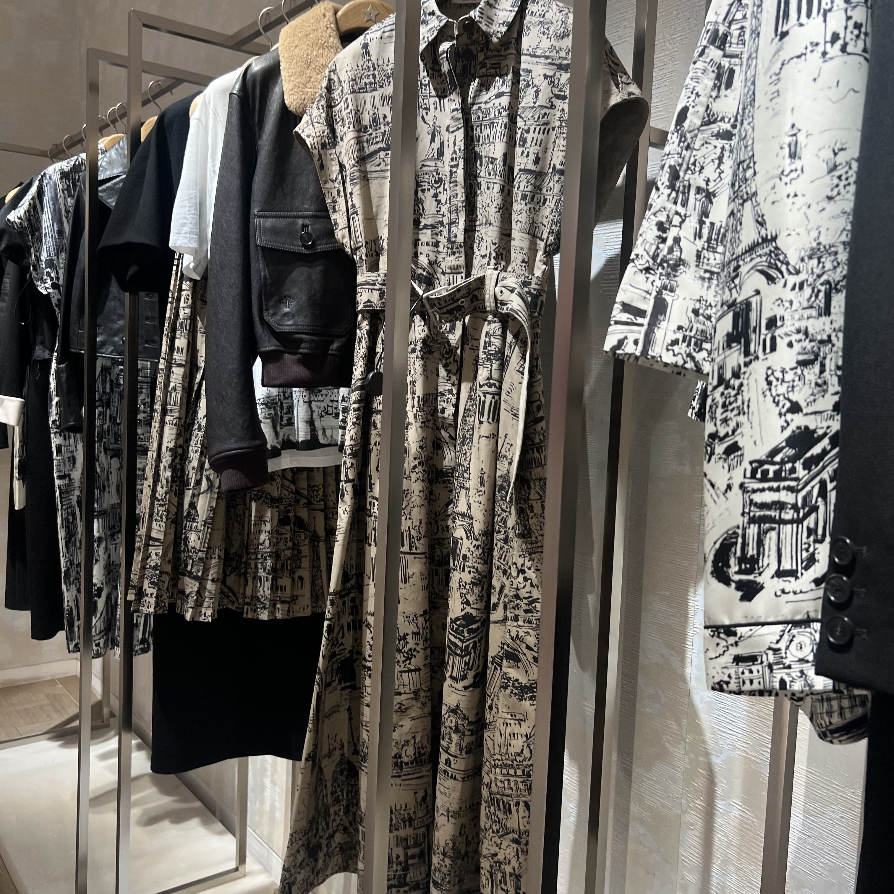 【DIOR直営店】24AW セール！Paris Allover シャツワンピ