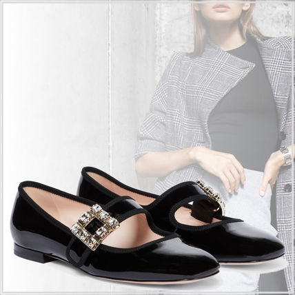 現地価格セール Roger Vivier(ロジェ・ヴィヴィエ) フラット