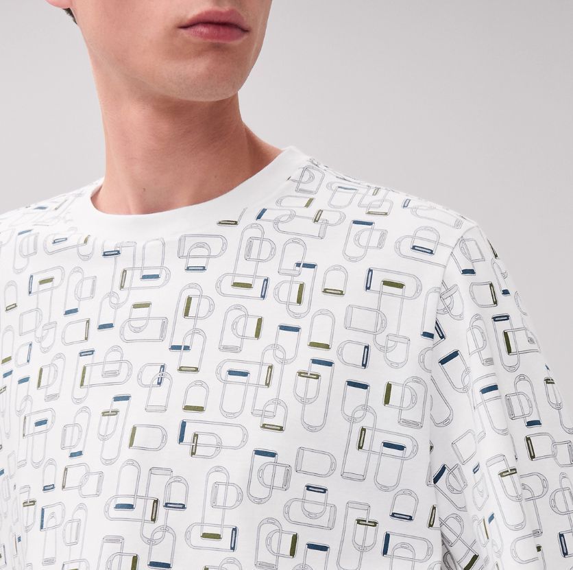 《都会的な軽快さを纏う》【HERMES】プリントTシャツ