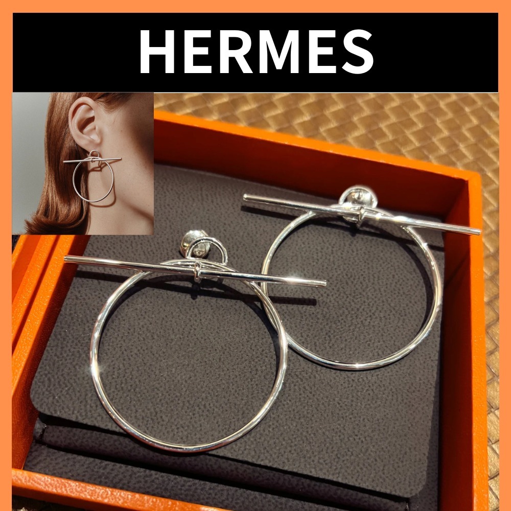 存在感あるデザイン♪【HERMES】シルバーピアス