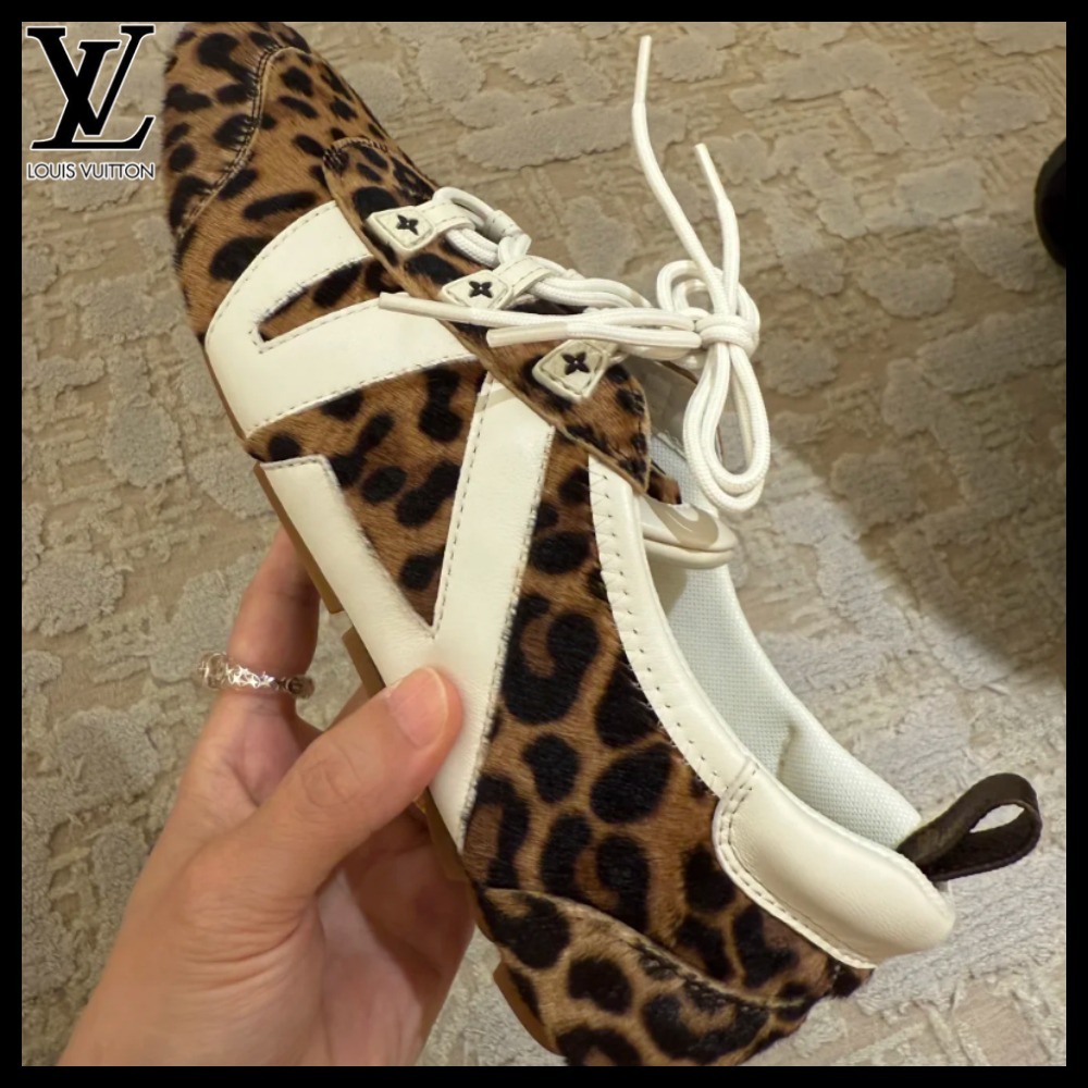 【入手困難☆レオパード柄がお洒落】Louis Vuitton★スニーカー