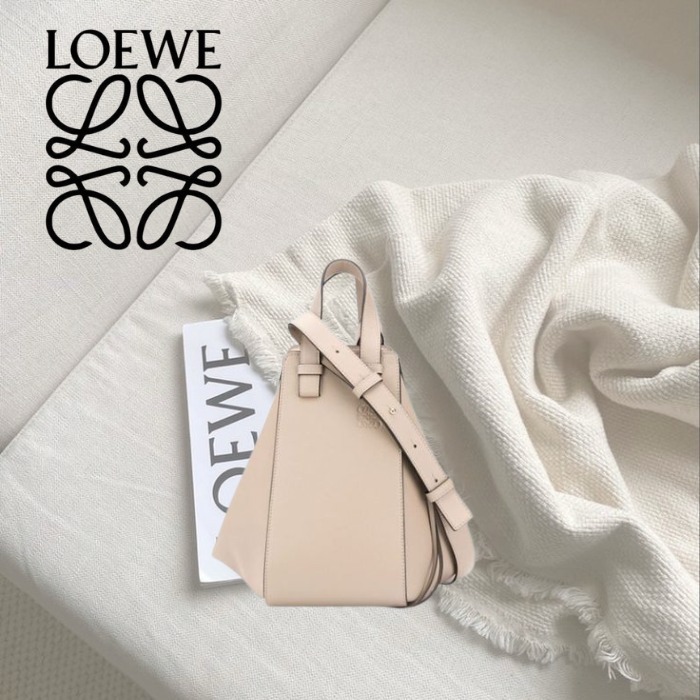 【Loewe】ロエベ ハンモック スモール バッグ ベージュ