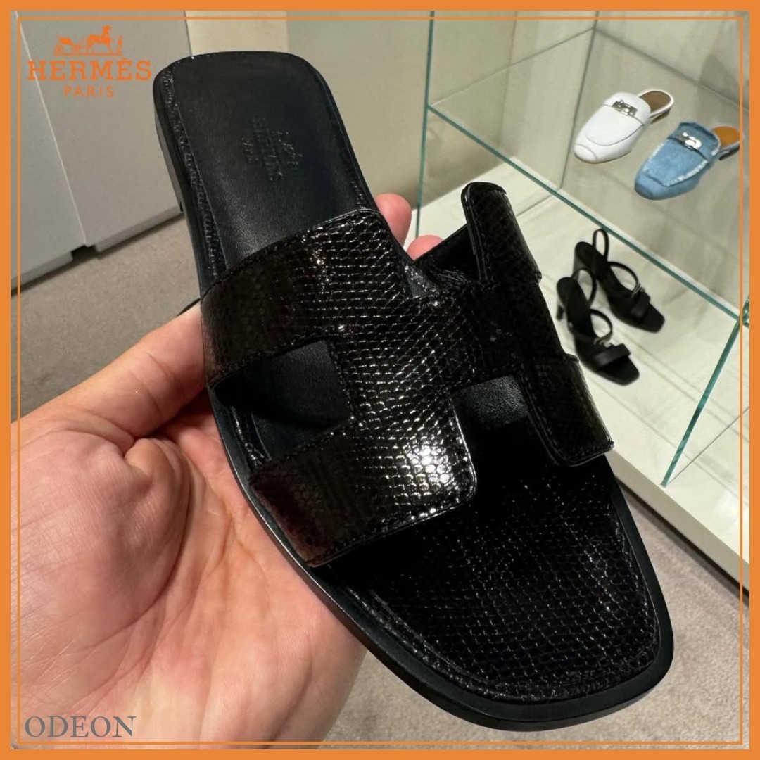 *機能性とデザイン性が抜群*【HERMES】  サンダル
