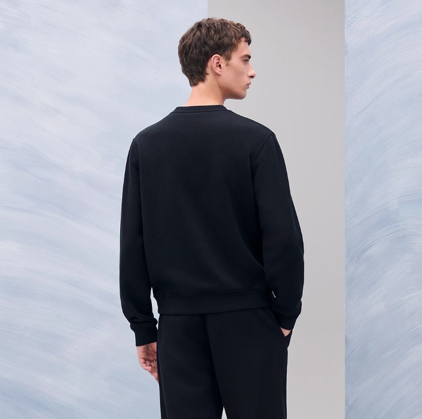 《異素材ポケットが目を引く一枚》【HERMES】スウェットシャツ