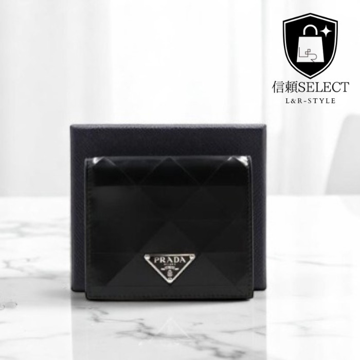 【Prada】サフィアーノ レザー メンズ財布 ブラック・中古