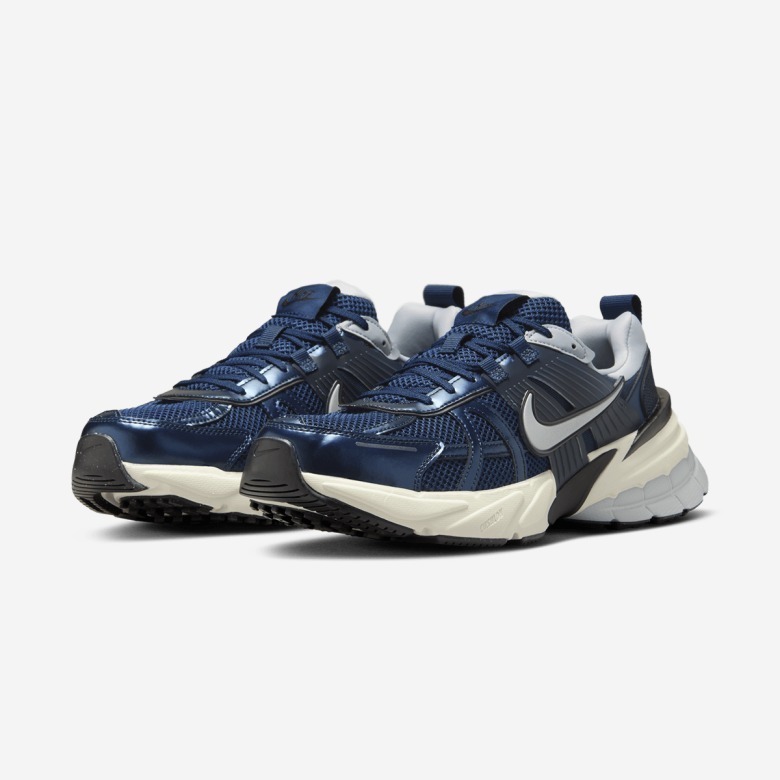 NIKE(ナイキ) V2K RUN Obsidian/Thunder Blue