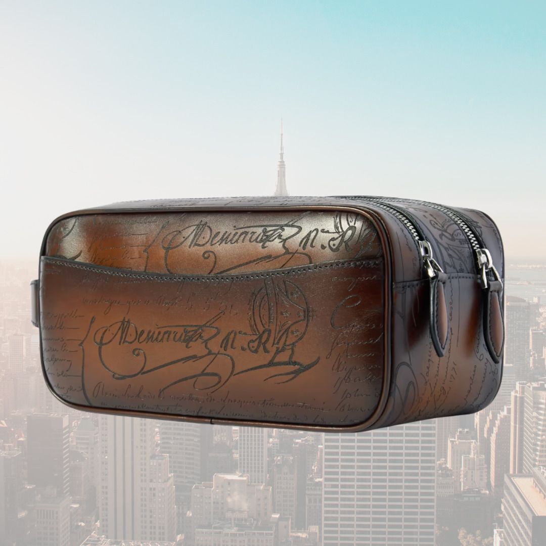 セレブ愛用の逸品【BERLUTI】Scritto Venezia ウォッシュバッグ