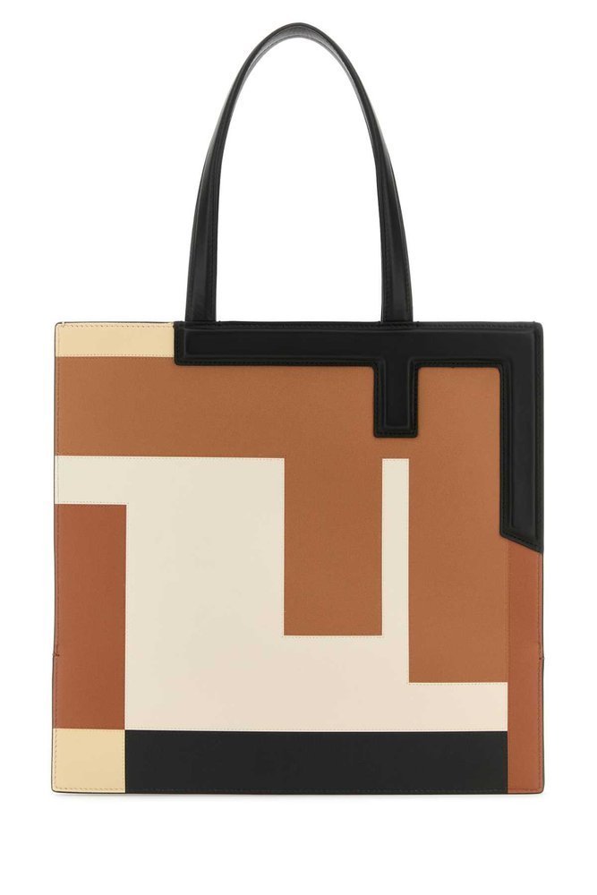 FENDI トトハック 8BH419ARNF F1OZ3