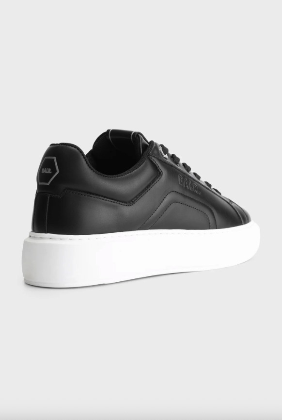 クールな足元に♪【BALR.】《Phat Q》ロゴ入り スニーカー