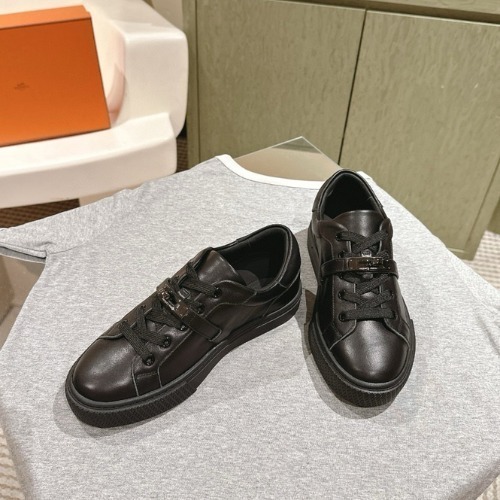 【シック♪】HERMES スニーカー 《デイ》