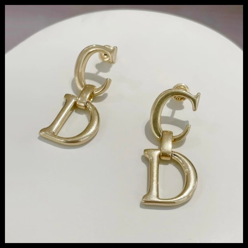 【耳元を華やかに♪】ディオール★ピアス