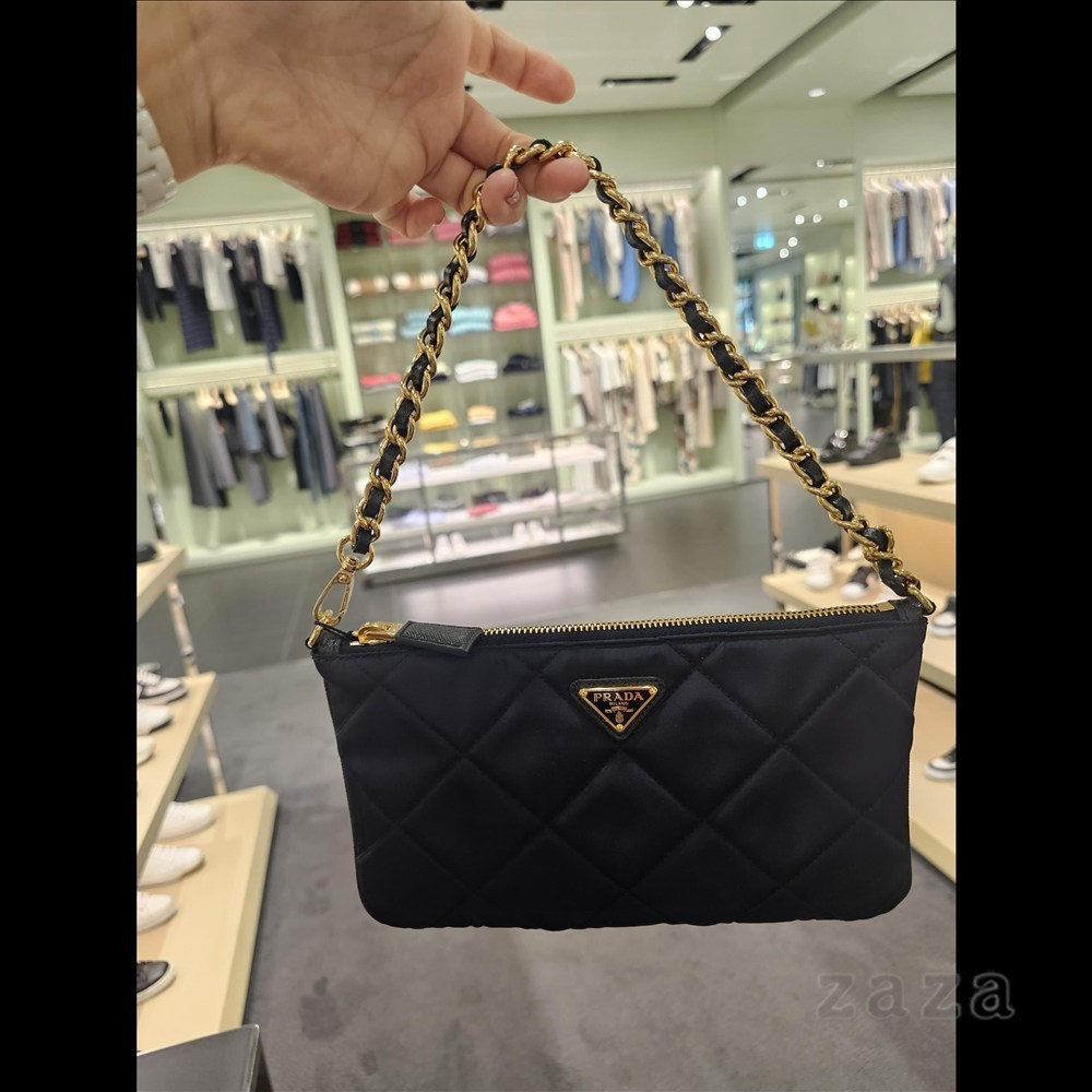 セール★PRADA★1NI054