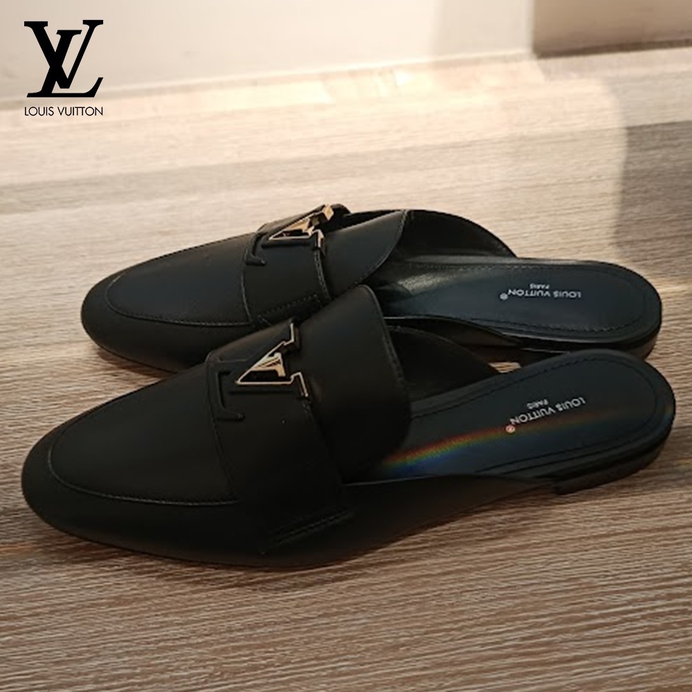 《おしゃれカジュアル》Louis Vuitton モカシン かかとなし