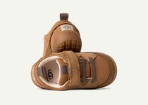 新作 UGG アグ スニーカー Adventurer Sneaker
