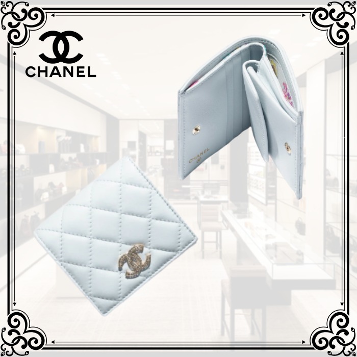 爽やかブルー♪【CHANEL】スモールフラップウォレット