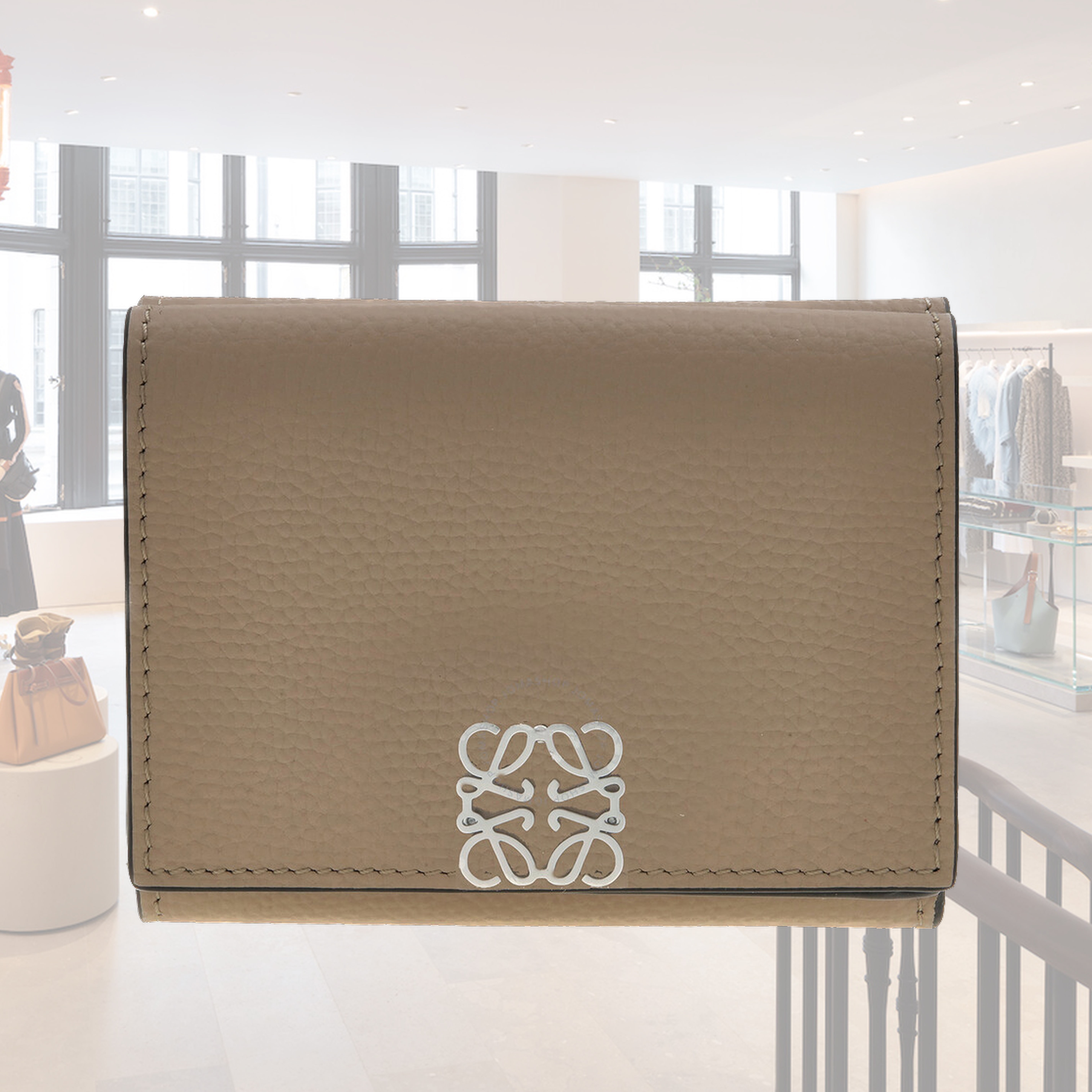 ∞∞ LOEWE ∞∞ Trifold トライフォールド ウォレット