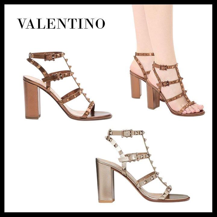 VALENTINO直営店 ロックスタッド サンダル