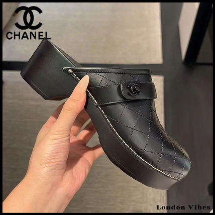 サボ CHANEL(シャネル) サンダル・ミュール(レディース) - 海外