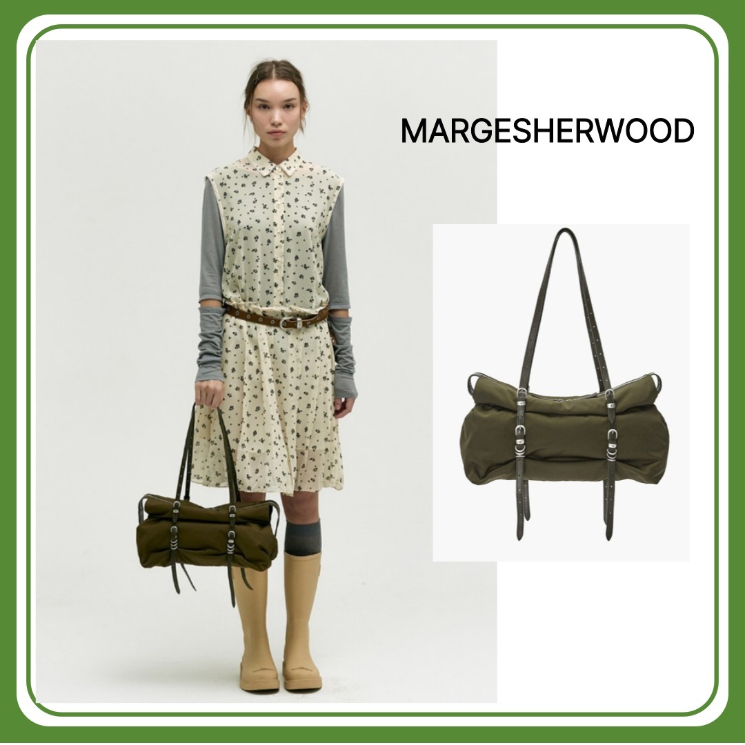 ショルダーバッグ・ポシェット MARGESHERWOOD OVERPACKER